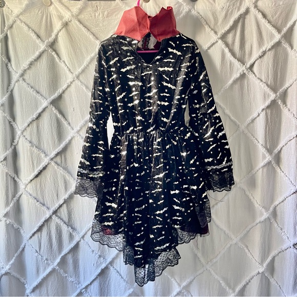 Victorian Countess Kids Vampire costume size Small - Picture 6 of 6